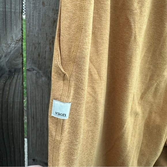 Vuori Pants Women's Medium Yellow Gold Dreamknit Performance Jogger - Picture 7 of 8